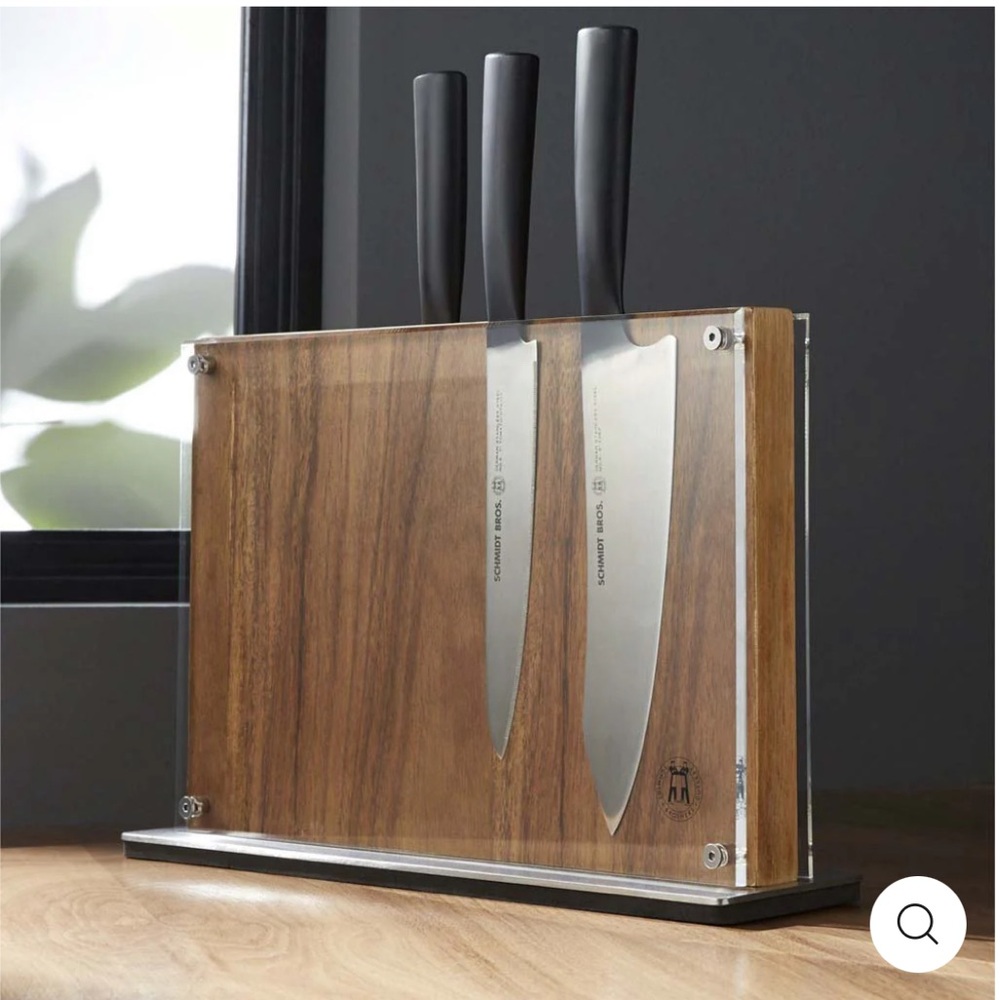 SCHMIDT BROTHERS Acacia Magnetic Knife Block